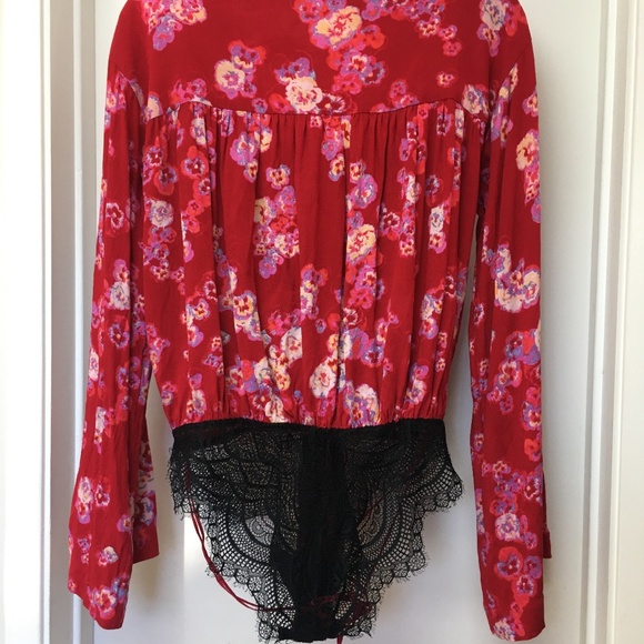 EUC Free People Forties Feels Floral Bell Sleeve Lace Bodysuit - Picture 9 of 11